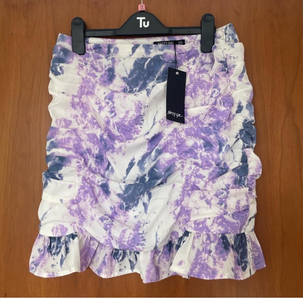 Stylish Purple and White Skirt by [Brand]